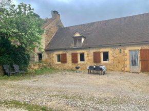 Maison chaleureuse à la campagne